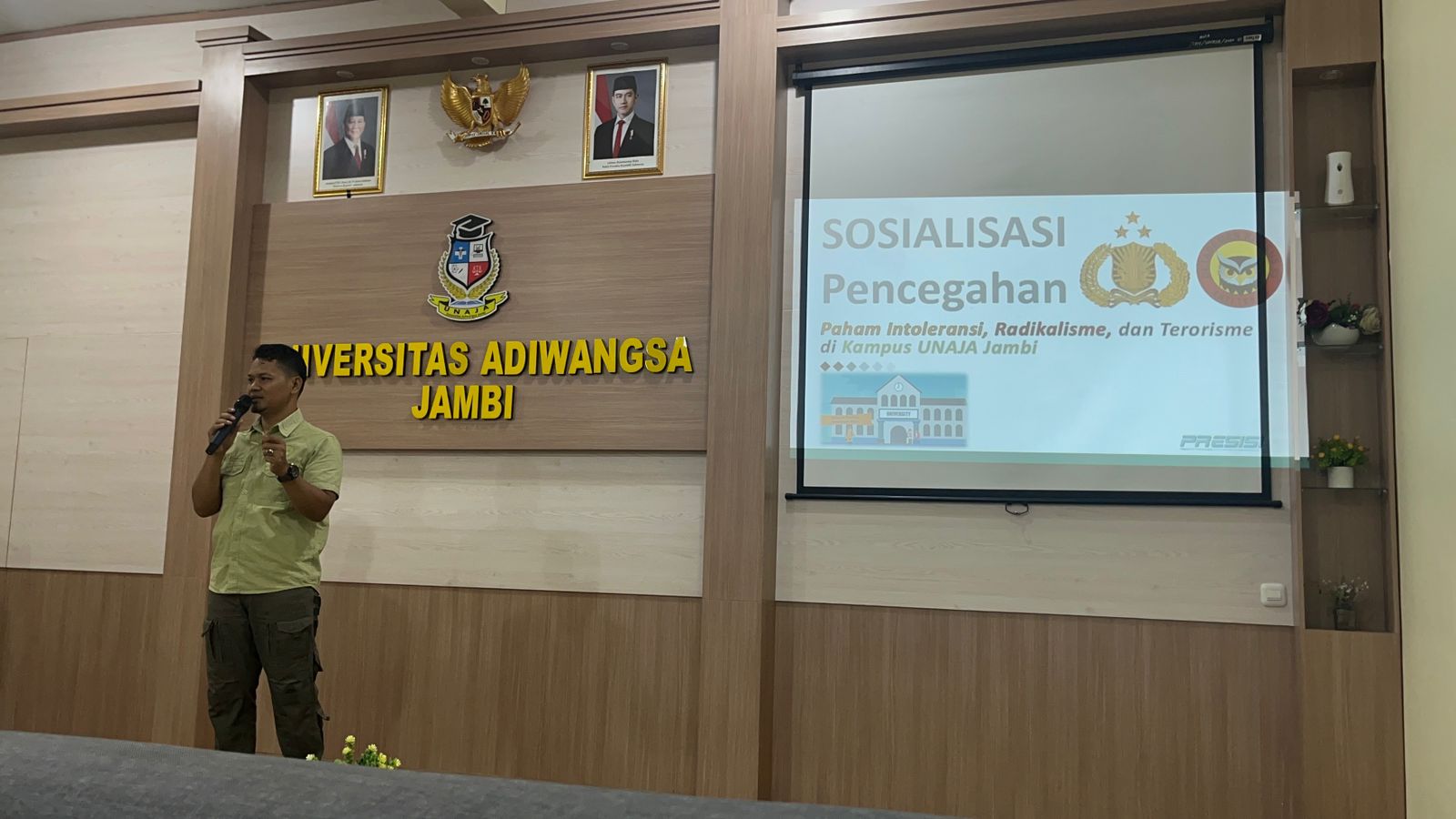 Sosialisasi Pencegahan Paham Radikal dan Terorisme